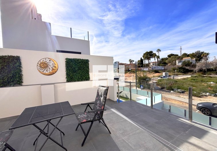 Segunda mano - villa - Villamartin - Costa Blanca