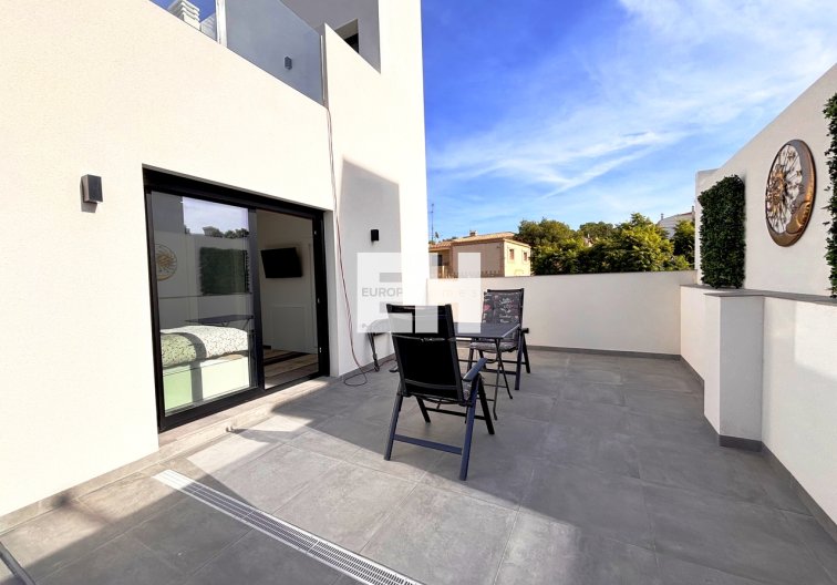 Segunda mano - villa - Villamartin - Costa Blanca