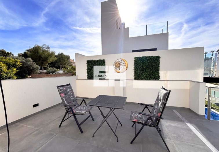Segunda mano - villa - Villamartin - Costa Blanca