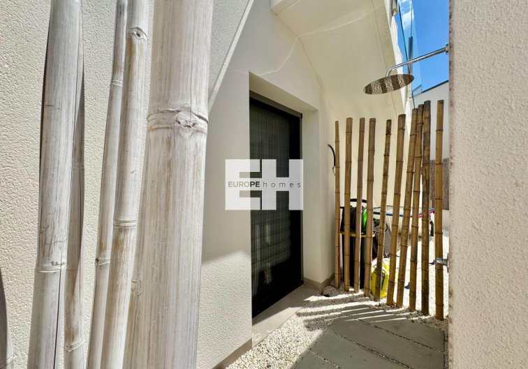 Segunda mano - villa - San Miguel de Salinas - Blue Lagoon - Galán