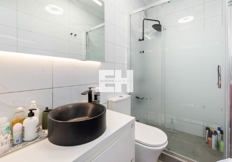 Segunda mano - Apartamento  - Torrevieja - La Rosaleda
