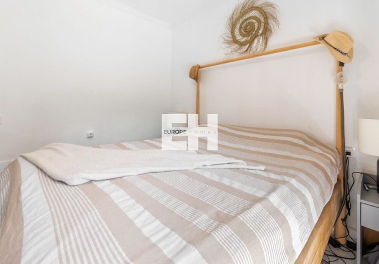 Segunda mano - Apartamento  - Torrevieja - La Rosaleda