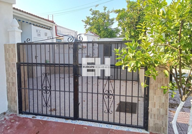 Segunda mano - Bungalow - Torrevieja - Torretas