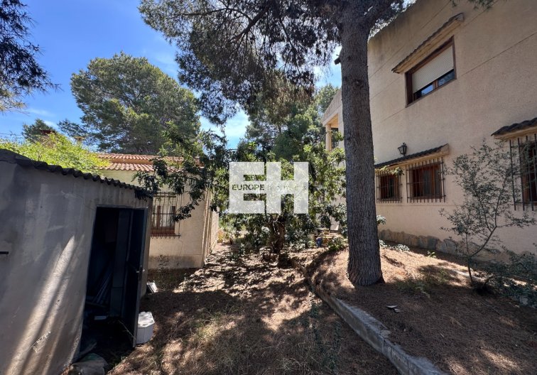 Segunda mano - villa - Torrevieja - Costa Blanca