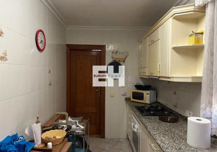 Segunda mano - villa - Torrevieja - Costa Blanca
