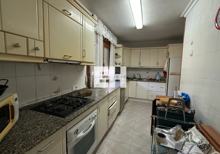 Segunda mano - villa - Torrevieja - Costa Blanca