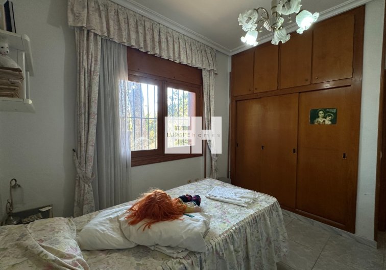 Segunda mano - villa - Torrevieja - Costa Blanca
