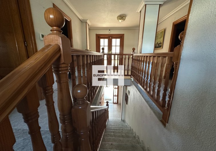 Segunda mano - villa - Torrevieja - Costa Blanca