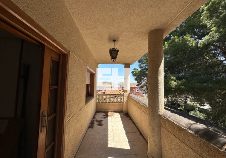 Segunda mano - villa - Torrevieja - Costa Blanca