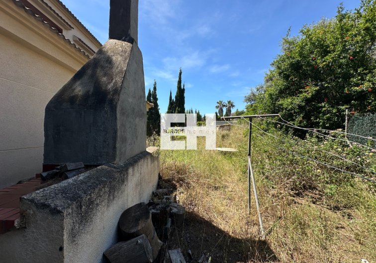Segunda mano - villa - Torrevieja - Costa Blanca