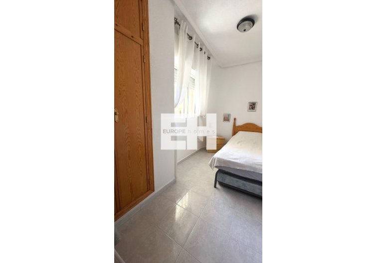 Segunda mano - Apartamento  - Torrevieja - Acequion