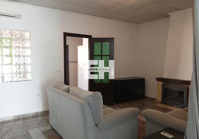 Segunda mano - Semi Detached - Los Montesinos - PUEBLO CENTRO