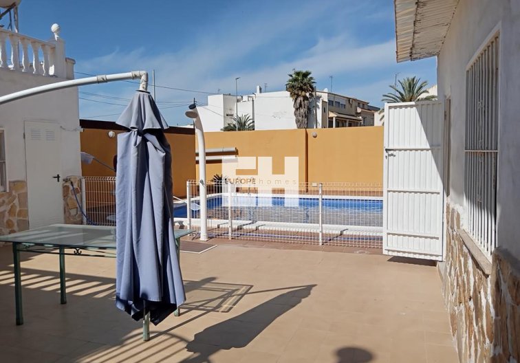 Segunda mano - Semi Detached - Los Montesinos - PUEBLO CENTRO