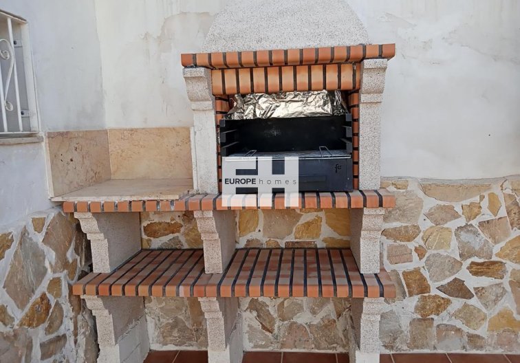 Segunda mano - Semi Detached - Los Montesinos - PUEBLO CENTRO