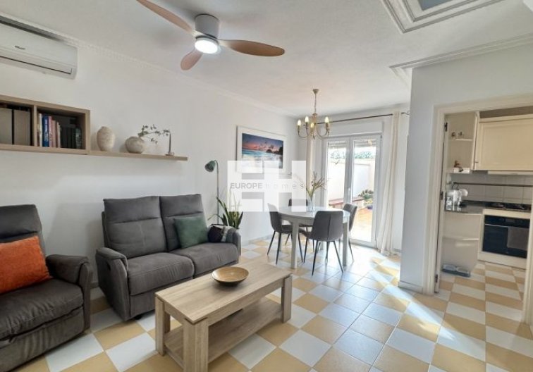 Segunda mano - villa - Torrevieja - Costa Blanca
