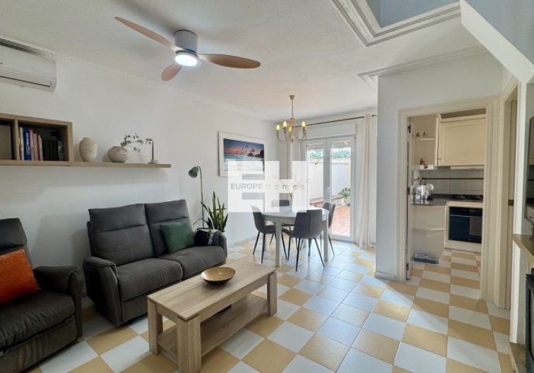 Segunda mano - villa - Torrevieja - Costa Blanca