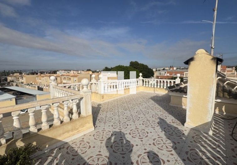 Segunda mano - villa - Torrevieja - Costa Blanca