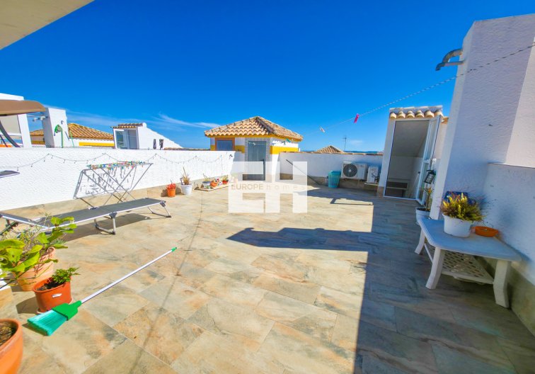 Segunda mano - Apartamento  - Vistabella Golf Entre Naranjos - Inland