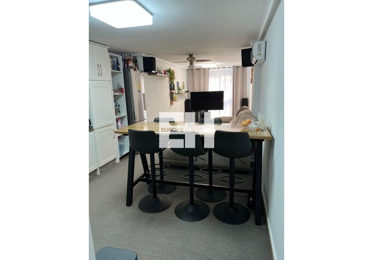 Segunda mano - Apartamento  - Torrevieja - Centro