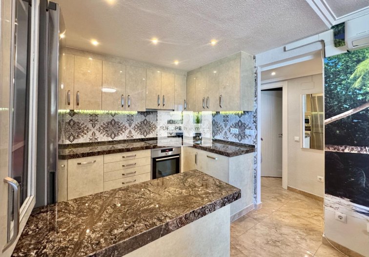 Segunda mano - Apartamento  - Torrevieja - Torre La Mata