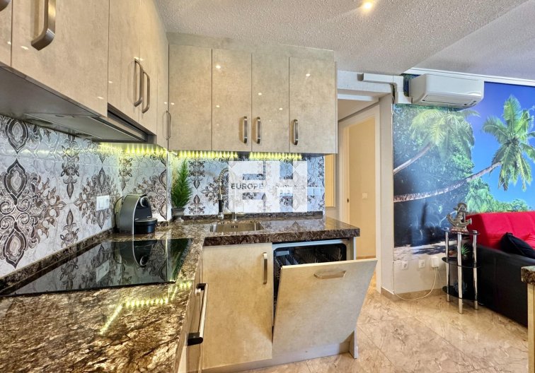 Segunda mano - Apartamento  - Torrevieja - Torre La Mata