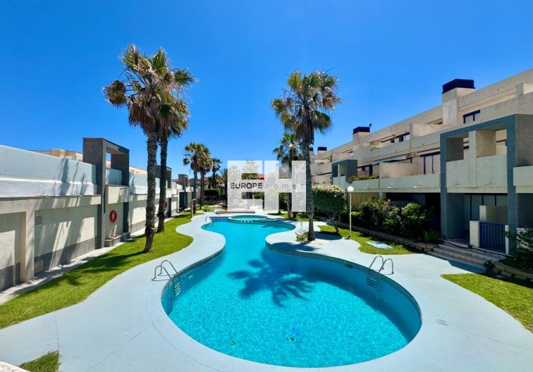 Segunda mano - Apartamento  - Torrevieja - Torre La Mata