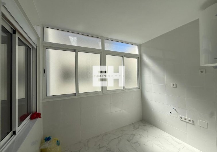 Segunda mano - Apartamento  - Torrevieja - Playa del Acequión