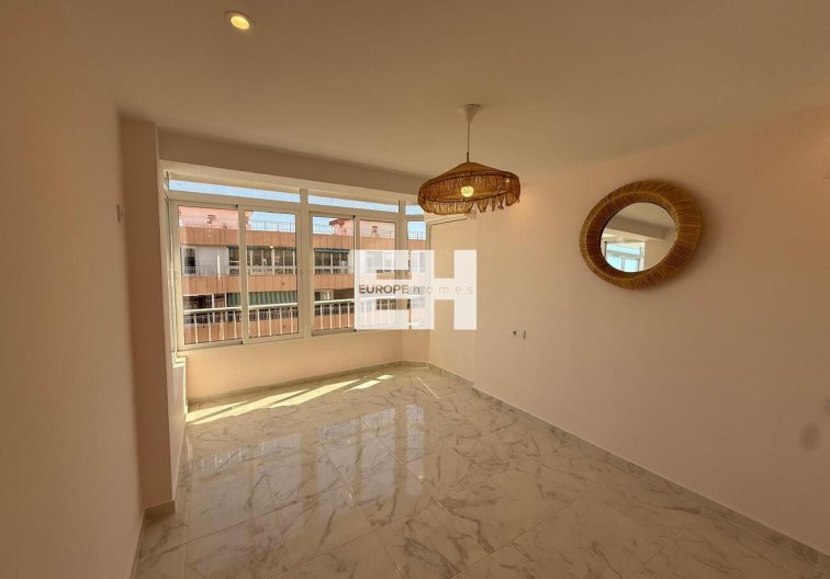 Segunda mano - Apartamento  - Torrevieja - Playa del Acequión