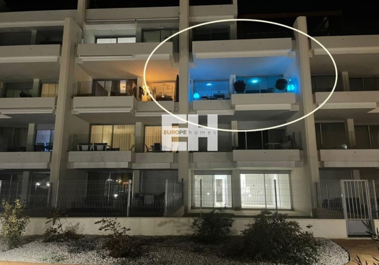 Segunda mano - Apartamento  - Villamartin - Costa Blanca