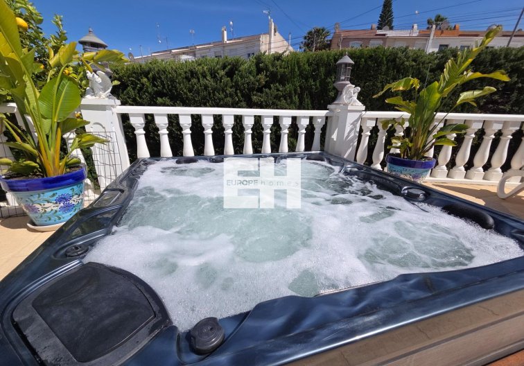 Segunda mano - Semi Detached - Torrevieja - Los Balcones 