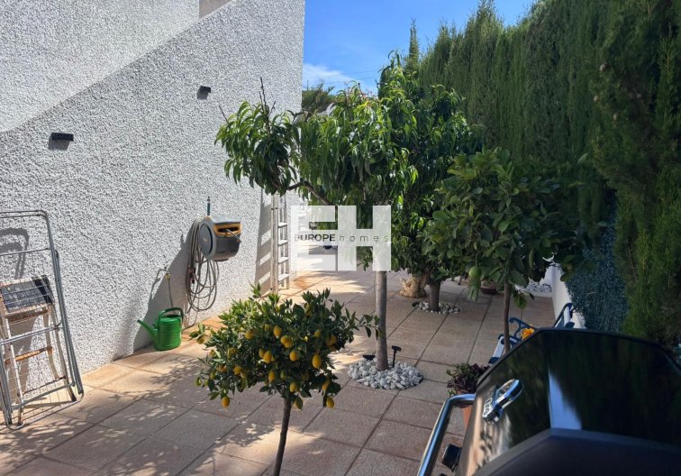 Segunda mano - Semi Detached - Torrevieja - Los Balcones 