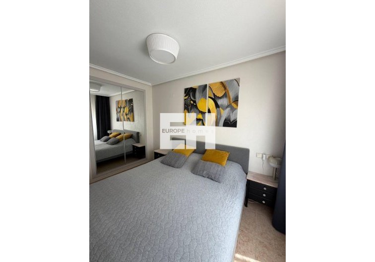 Segunda mano - Apartamento  - Torrevieja - Centro