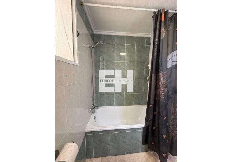 Segunda mano - Apartamento  - Torrevieja - Centro