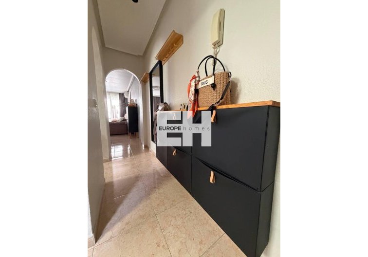 Segunda mano - Apartamento  - Torrevieja - Centro