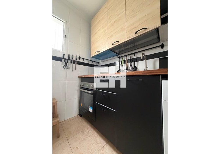 Segunda mano - Apartamento  - Torrevieja - Centro