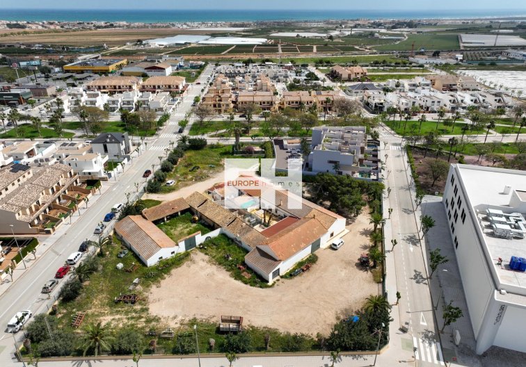 Obra Nueva - Bungalow - Pilar de la Horadada - parques de Andromeda