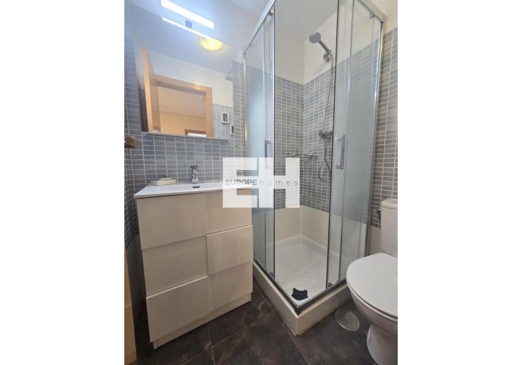 Segunda mano - Apartamento  - Torrevieja - Centro