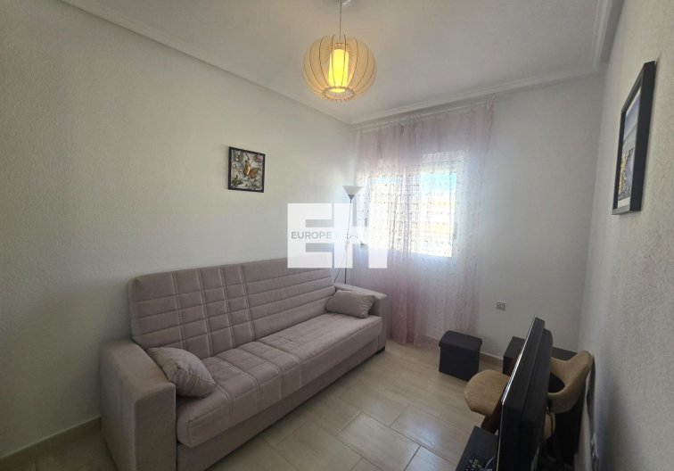 Segunda mano - Apartamento  - Torrevieja - Centro
