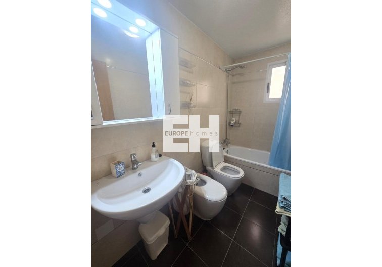 Segunda mano - Apartamento  - Torrevieja - Centro