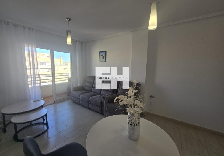 Segunda mano - Apartamento  - Torrevieja - Centro