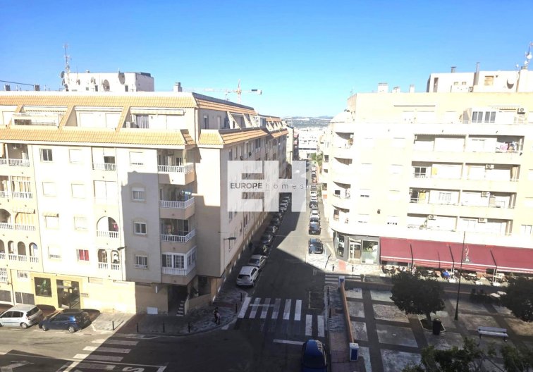 Segunda mano - Apartamento  - Torrevieja - Centro
