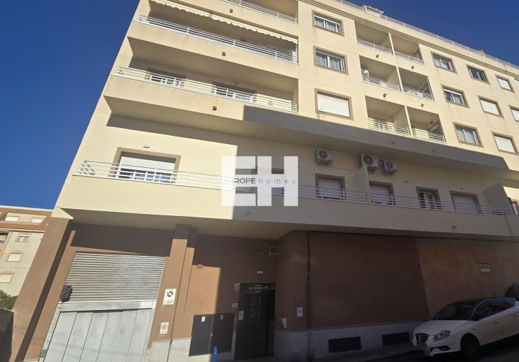 Segunda mano - Apartamento  - Torrevieja - Centro