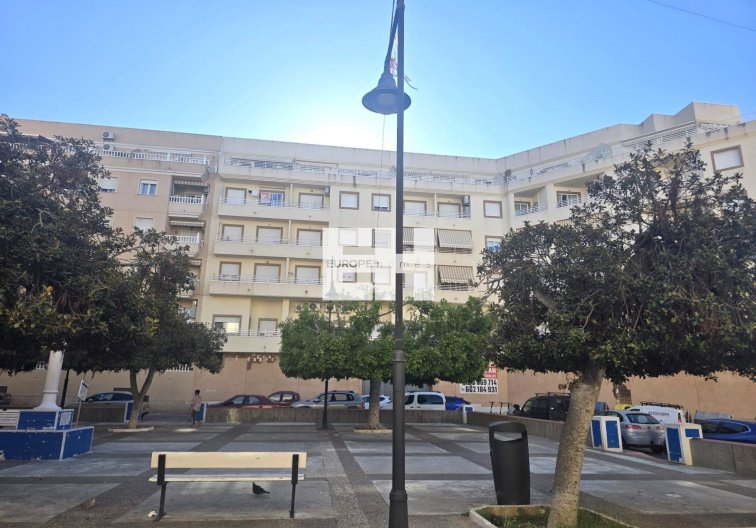 Segunda mano - Apartamento  - Torrevieja - Centro