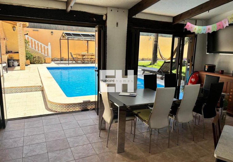 Segunda mano - villa - Los Balcones - Costa Blanca