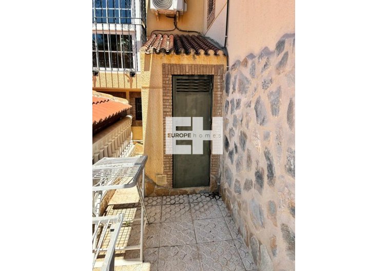 Segunda mano - villa - Los Balcones - Costa Blanca