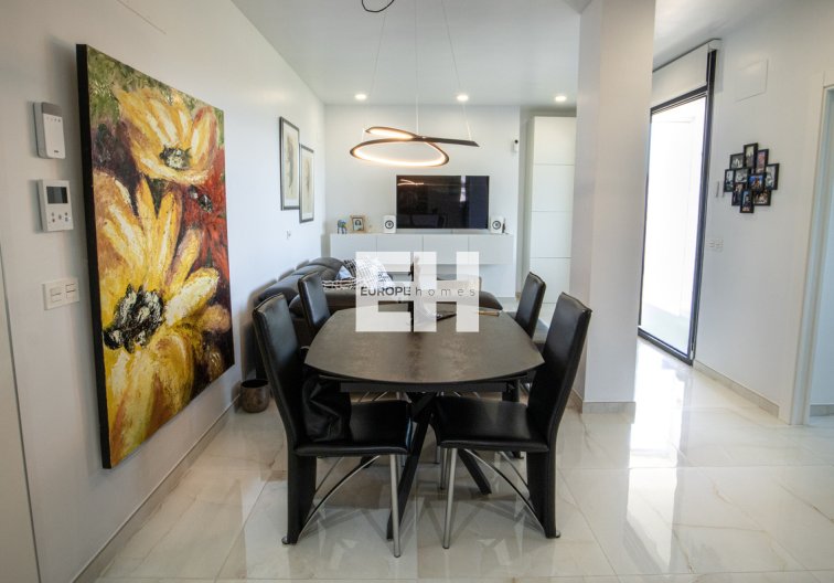 Segunda mano - Penthouse Penthouse - Los Altos - AMANECER