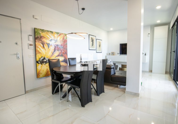 Segunda mano - Penthouse Penthouse - Los Altos - AMANECER