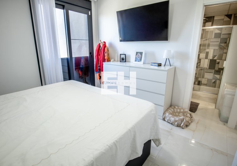 Segunda mano - Penthouse Penthouse - Los Altos - AMANECER