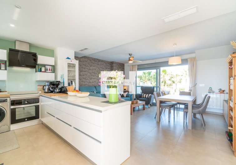 Segunda mano - Apartamento  - Vistabella Golf Entre Naranjos - Inland
