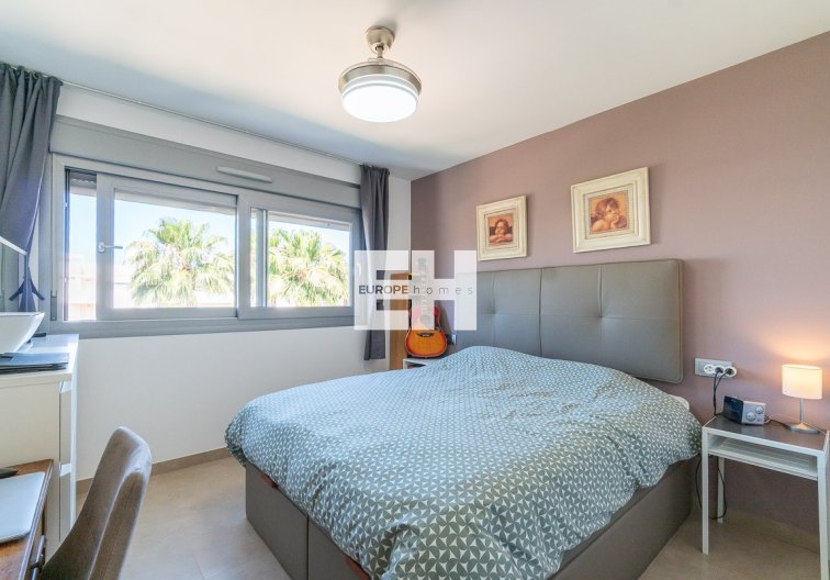 Segunda mano - Apartamento  - Vistabella Golf Entre Naranjos - Inland